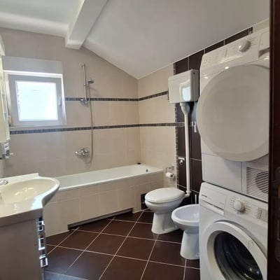 Alquiler de una acogedora casa, 150 m², Voždovac, Belgrado, Serbia